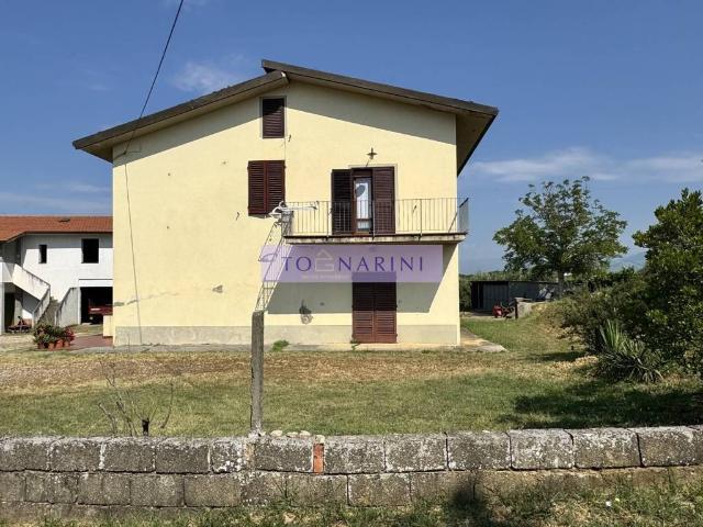 Casa indipendente in vendita a Lamporecchio PT