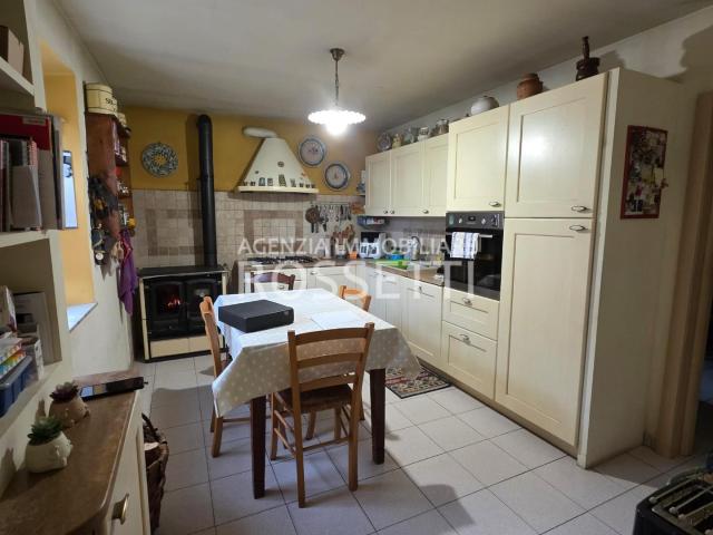 Casa indipendente in vendita a Lamporecchio