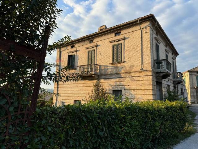 Casa indipendente in vendita a Lanciano CH