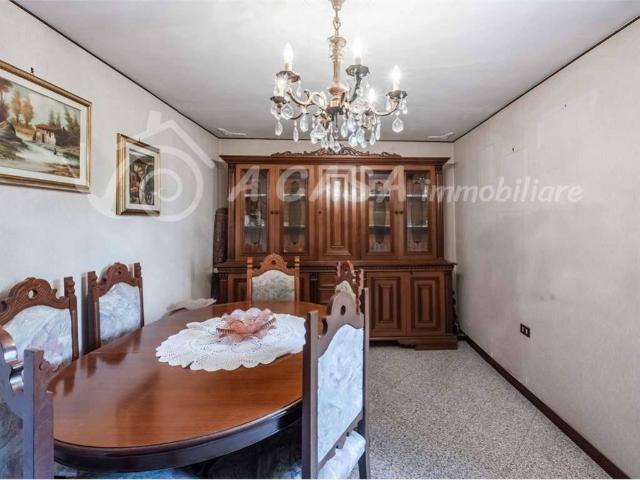 Casa indipendente in vendita a Langhirano PR