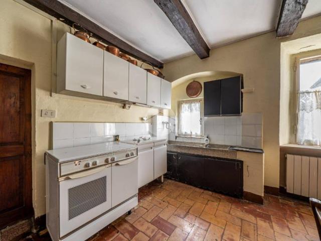 Casa indipendente in vendita a Langhirano PR