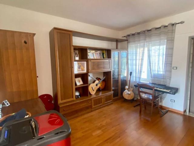 Casa indipendente in vendita a Lanuvio RM