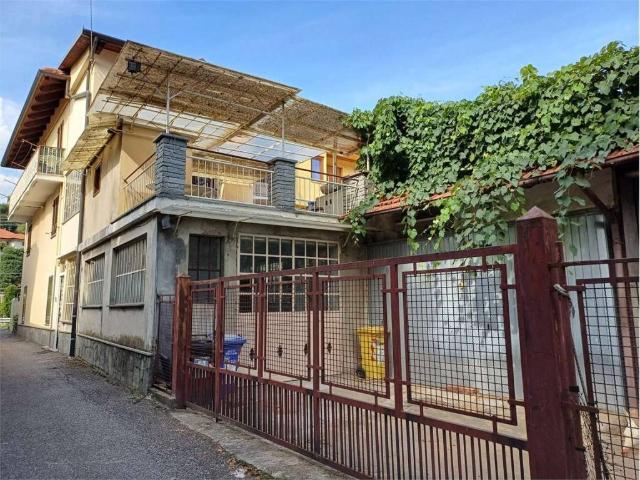 Casa indipendente in vendita a Lanzo Torinese TO