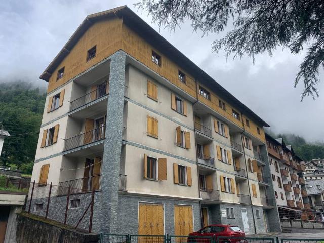 Casa indipendente in vendita a Lanzada SO