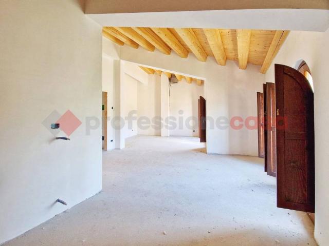 Casa indipendente in vendita a L'Aquila AQ