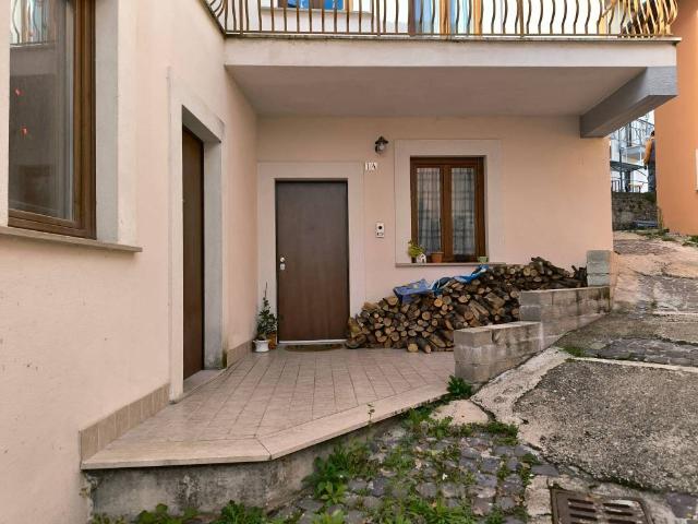 Casa indipendente in vendita a L'Aquila AQ