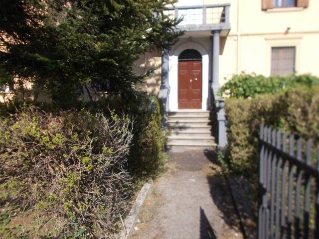 Casa indipendente in vendita a L'Aquila AQ