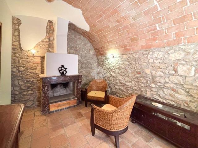 Casa indipendente in vendita a L'Aquila AQ
