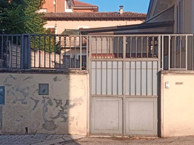 Casa indipendente in vendita a L'Aquila AQ
