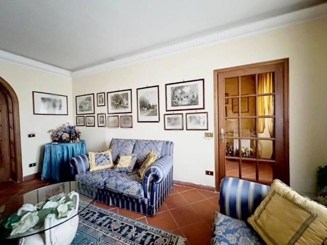 Casa indipendente in vendita a Larciano PT