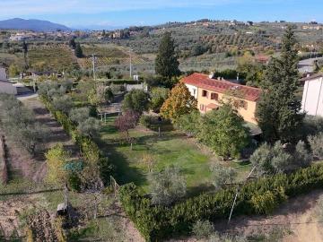 Casa indipendente in vendita a Lastra a Signa FI