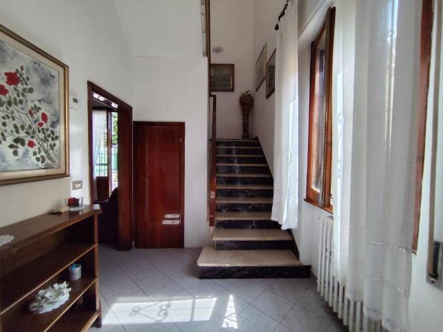 Casa indipendente in vendita a Lastra a Signa FI