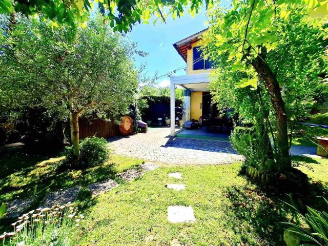 Casa indipendente in vendita a Lastra a Signa FI