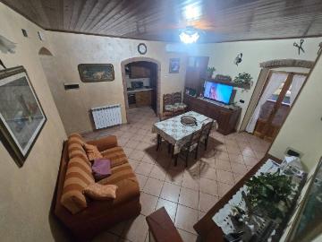Casa indipendente in vendita a Lastra a Signa FI