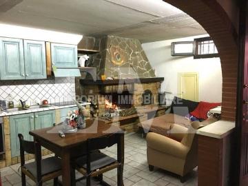Casa indipendente in vendita a Lastra a Signa FI