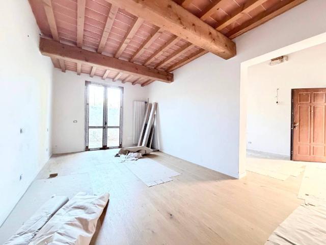 Casa indipendente in vendita a Lastra a Signa FI