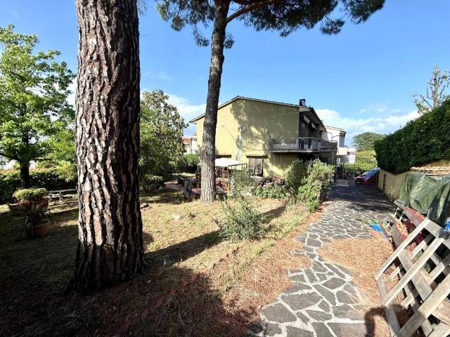 Casa indipendente in vendita a Lastra a Signa FI