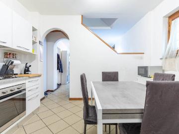 Casa indipendente in vendita a Lastra a Signa FI