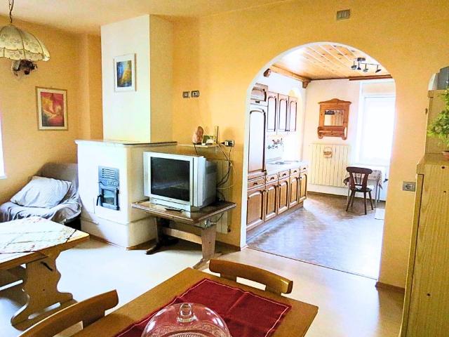 Casa indipendente in vendita a Levico Terme TN
