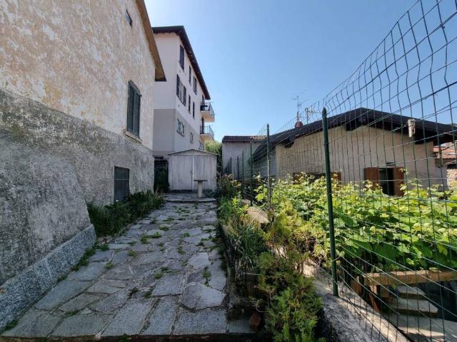Casa indipendente in vendita a Lecco LC