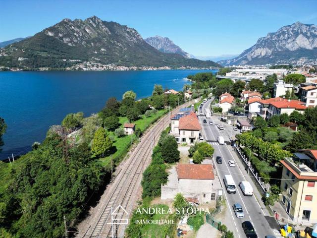 Casa indipendente in vendita a Lecco LC