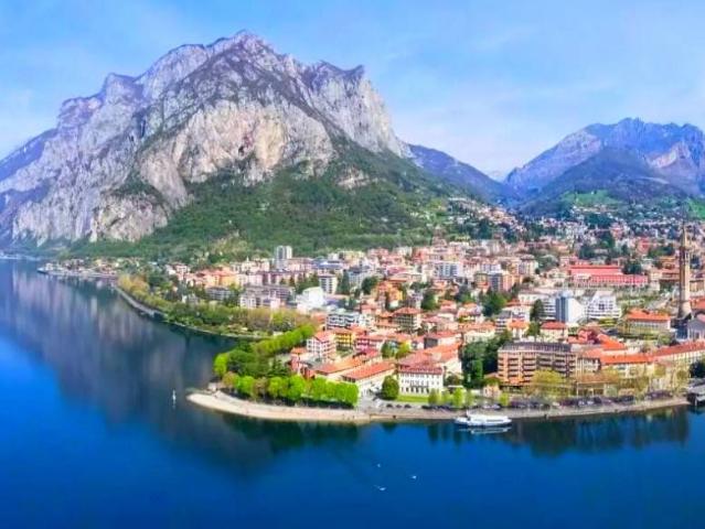 Casa indipendente in vendita a Lecco LC