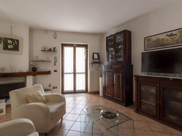 Casa indipendente in vendita a Lecco LC