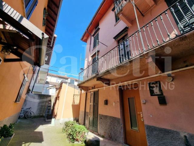 Casa indipendente in vendita a Lecco LC