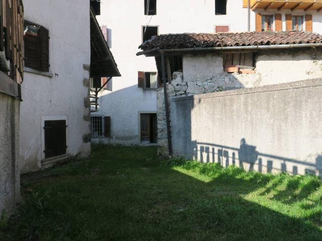 Casa indipendente in vendita a Ledro TN