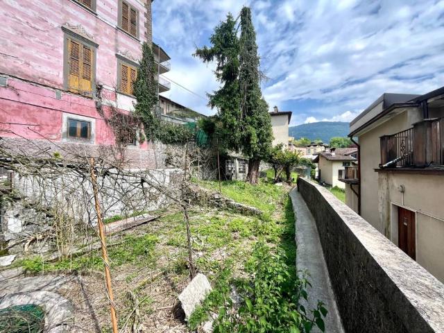 Casa indipendente in vendita a Leffe BG