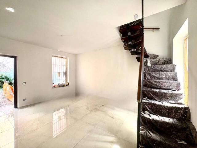 Casa indipendente in vendita a Legnano MI