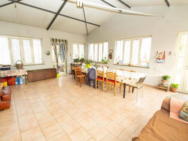 Casa indipendente in vendita a Leinì TO