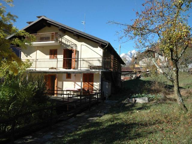 Casa indipendente in vendita a Lemie TO