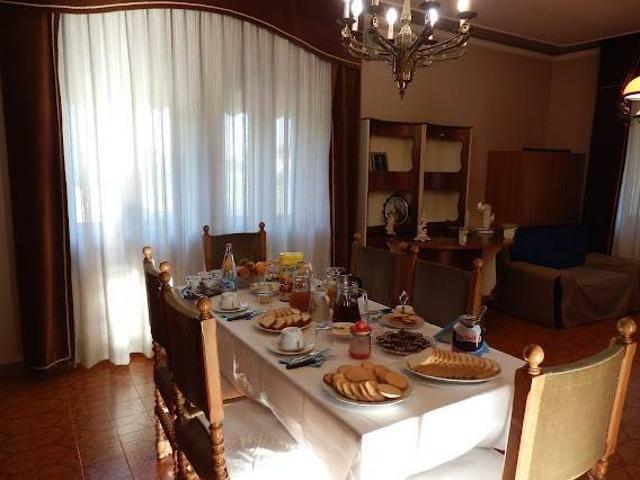 Casa indipendente in vendita a Lendinara RO