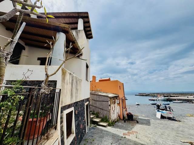 Casa indipendente in vendita a Leni ME