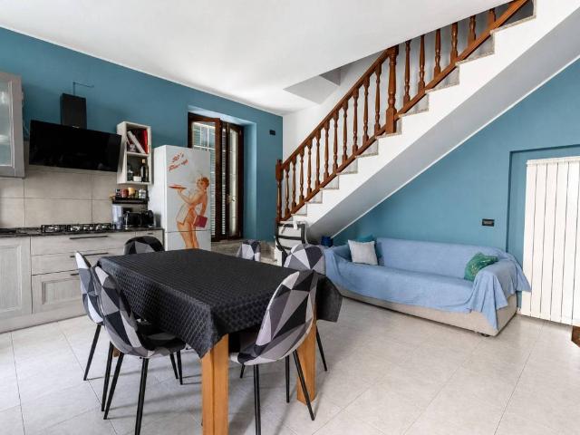Casa indipendente in vendita a Lentate sul Seveso MB