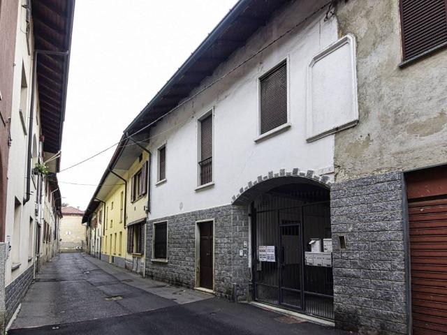 Casa indipendente in vendita a Lentate sul Seveso MB