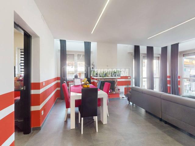 Casa indipendente in vendita a Lentate Sul Seveso
