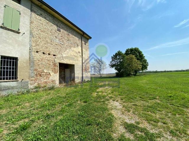 Casa indipendente in vendita a Lentigione, Brescello