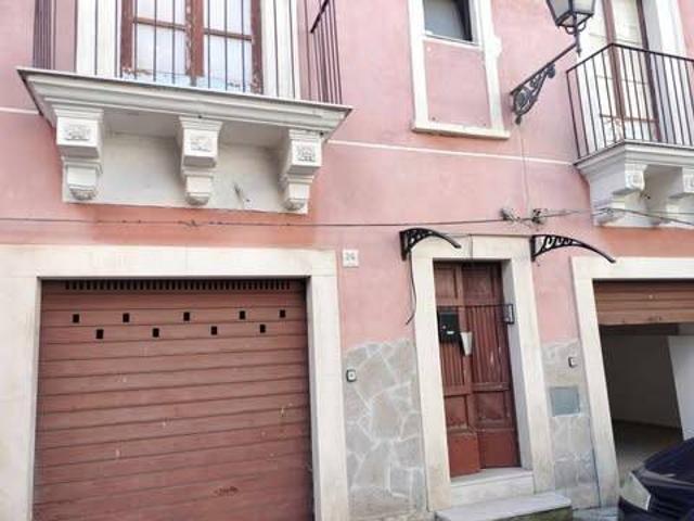 Casa indipendente in vendita a Lentini SR