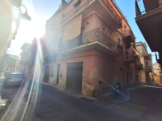 Casa indipendente in vendita a Lentini SR
