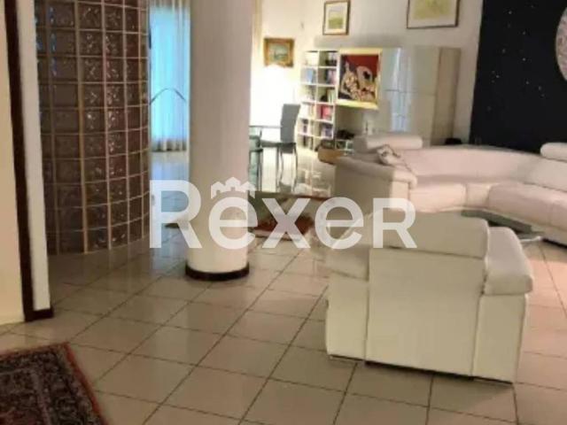 Casa indipendente in vendita a Leonforte EN