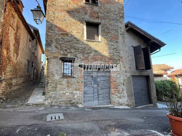 Casa indipendente in vendita a Lerma AL