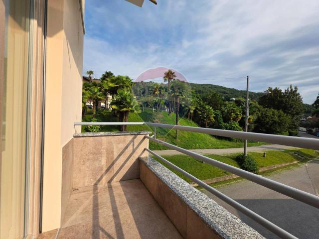 Casa indipendente in vendita a Lesa