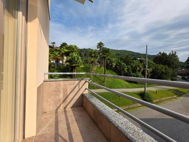 Casa indipendente in vendita a Lesa NO