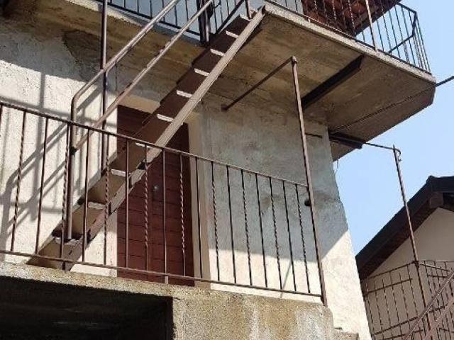 Casa indipendente in vendita a Lesa NO