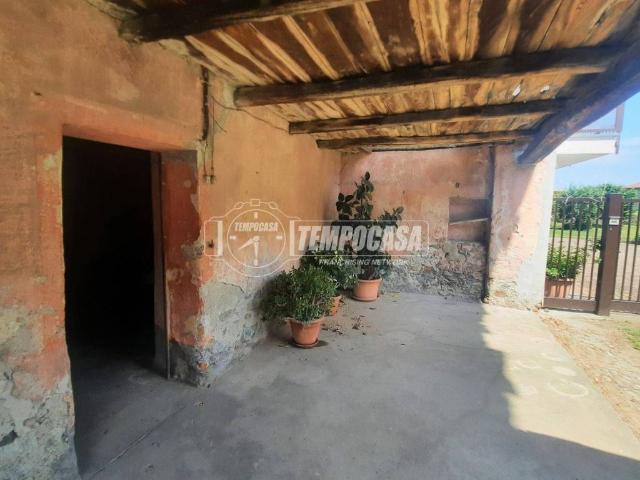 Casa indipendente in vendita a Lessolo TO