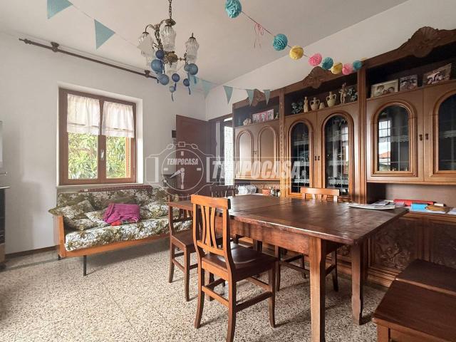 Casa indipendente in vendita a Lessona