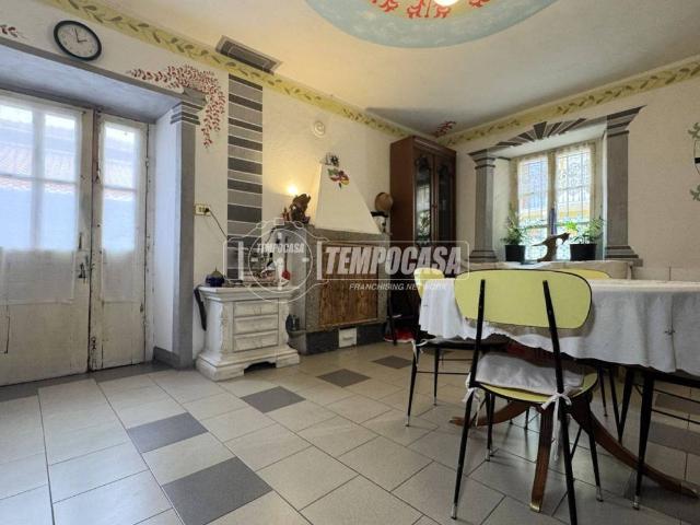Casa indipendente in vendita a Lessona BI