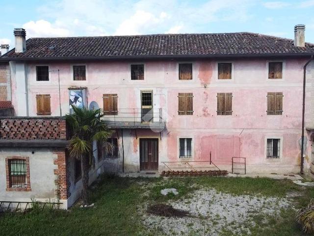 Casa indipendente in vendita a Lestizza UD